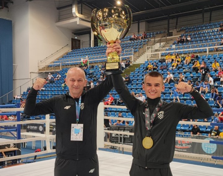 Trener-Zoran-Cicvara-i-Svjetski-prvak-Luka-Katalinic-